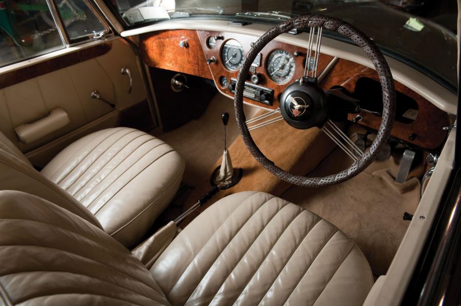 Интерьер Alvis TE21 Saloon 1965 года  (фото 3 из 3)